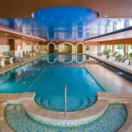Hotel Gottwald Тата Екстериор снимка